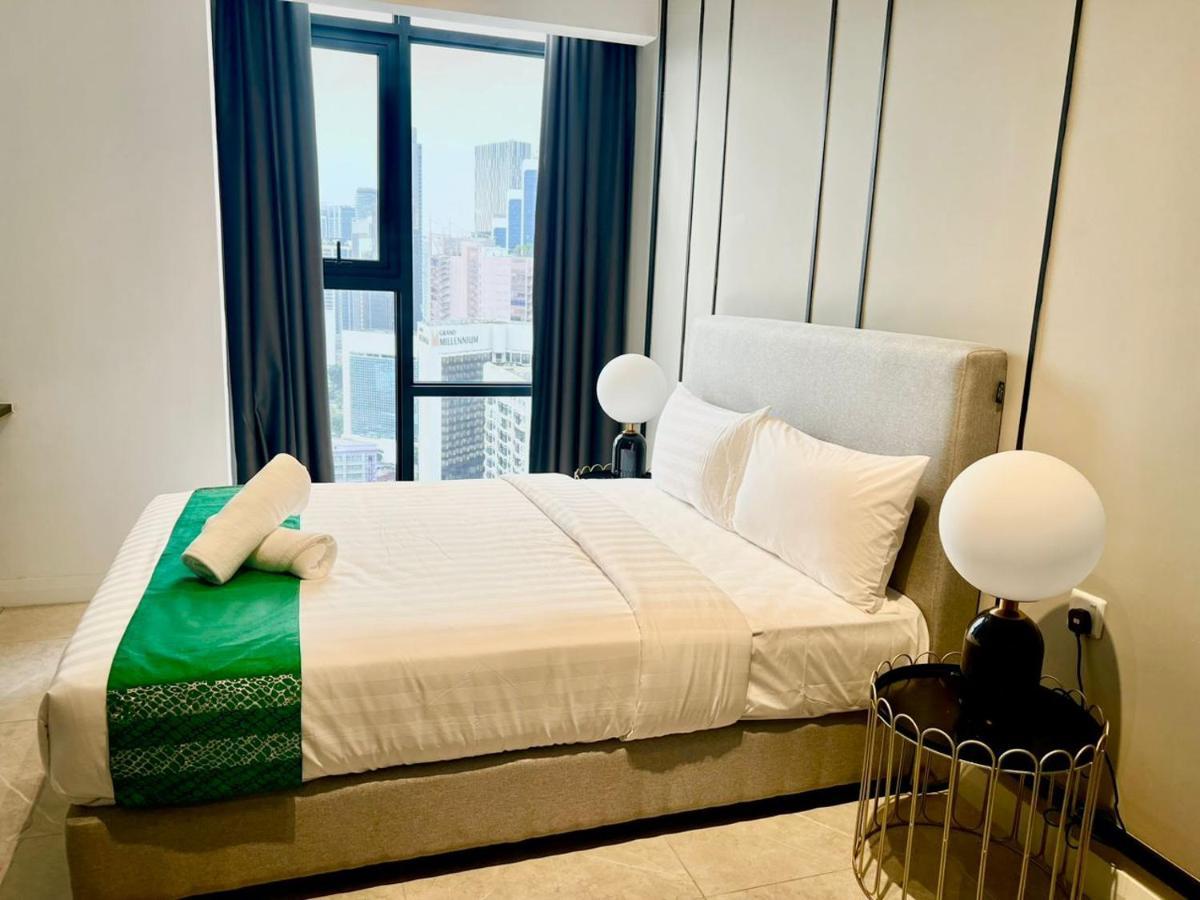 Axon Suites Bukit Bintang By Sky Pool Куала Лумпур Екстериор снимка