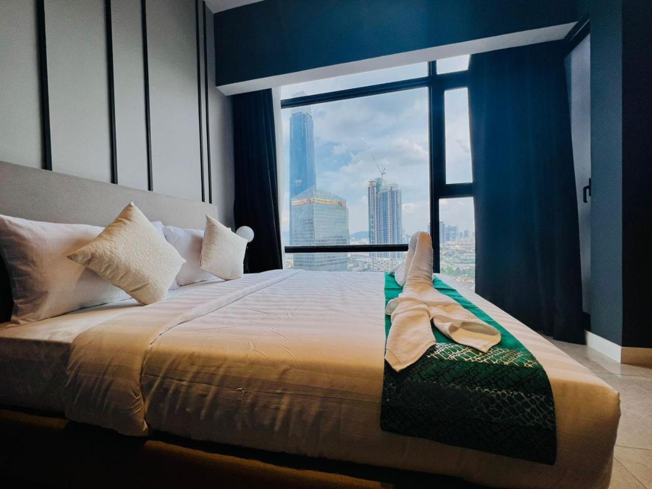 Axon Suites Bukit Bintang By Sky Pool Куала Лумпур Екстериор снимка